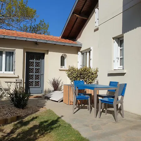 Ferienhaus Maison Typique, Centre-ville, Jardin Haute