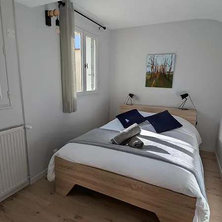 Maison Typique, Centre-ville, Jardin Haute