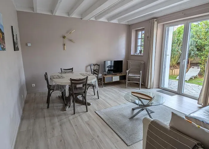 Maison Typique, Centre-ville, Jardin Haute 펜션