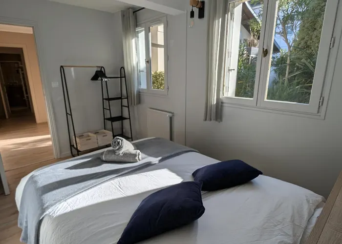 Maison Typique, Centre-ville, Jardin Haute *