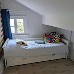 Maison Typique, Centre-ville, Jardin Haute