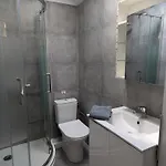 度假居 Maison Typique, Centre-ville, Jardin Haute 波尔尼克