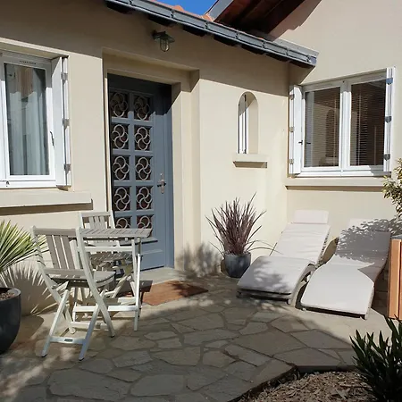 Maison Typique, Centre-ville, Jardin Haute Сasa de vacaciones Pornic