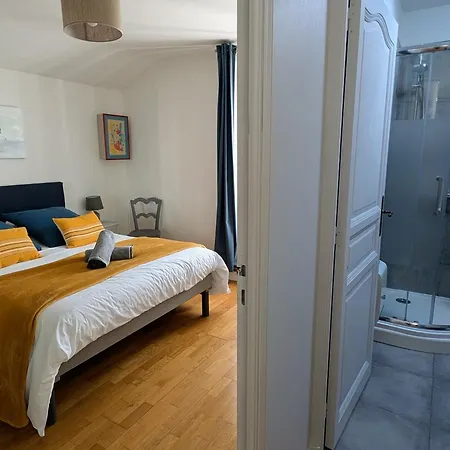 Vakantiehuis Maison Typique, Centre-ville, Jardin Haute