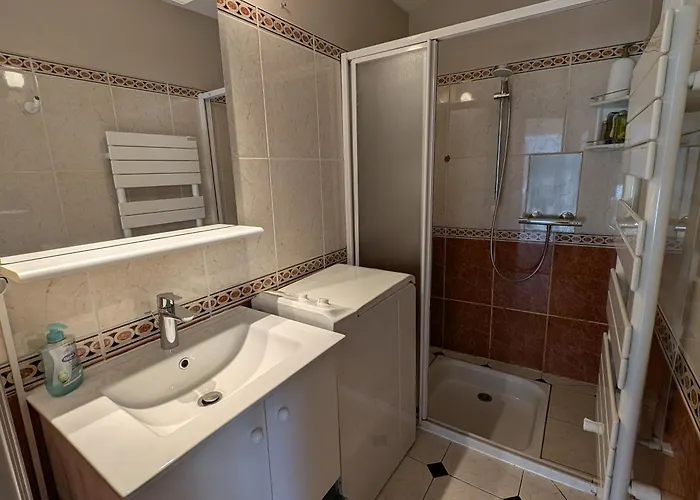 Maison Typique, Centre-ville, Jardin Haute Сasa de vacaciones